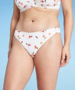 Outlet ⌛ Women's Cheeky Bikini Bottom - Shade & Shore™ White Floral Print 🎉 -Swimsuits Official Site unnamed file 1002