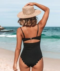 Best reviews of 🔥 Women's One Piece Swimsuit Sexy Cutout Scallop Trim Bathing Suit - Cupshe 😍