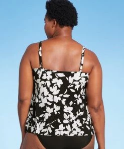 Brand new 🎁 Women's V-Neck Angled Tiered Tankini Top - Aqua Green® Black 😀 9 Brand new 🎁 Women's V-Neck Angled Tiered Tankini Top - Aqua Green® Black 😀 -Swimsuits Official Site unnamed file 9613