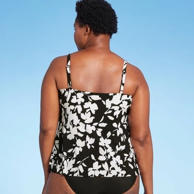 Brand new 🎁 Women's V-Neck Angled Tiered Tankini Top - Aqua Green® Black 😀 5 Brand new 🎁 Women's V-Neck Angled Tiered Tankini Top - Aqua Green® Black 😀 - Image 3